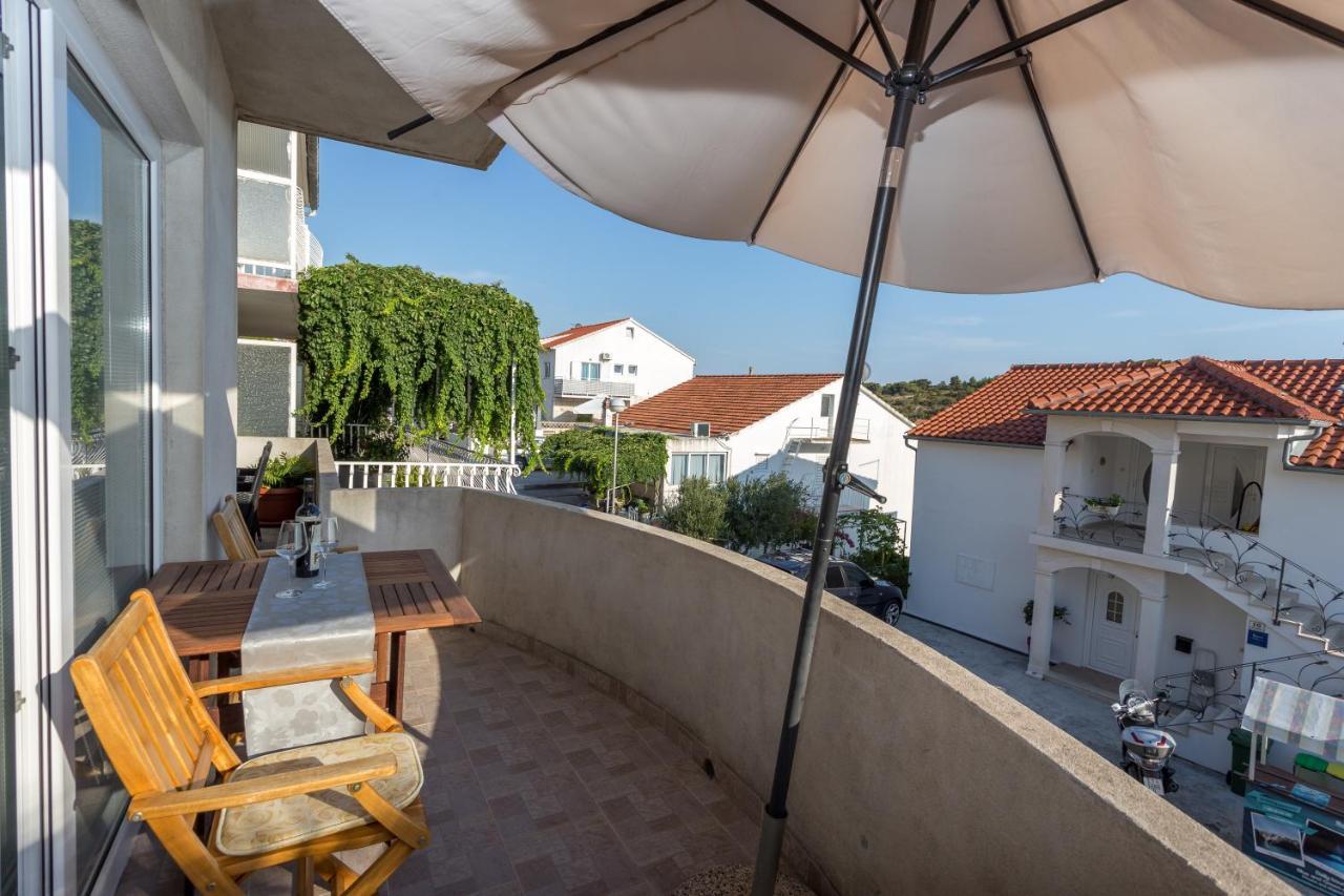 Apartman Lucy Hvar Town Exterior photo